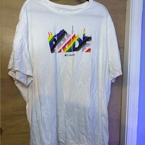 Columbia White Sportswear T-Shirt